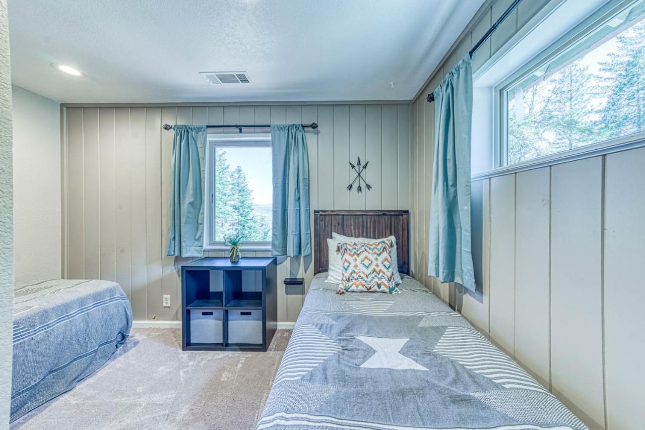 Yosemite West Family Chalet Exterior photo